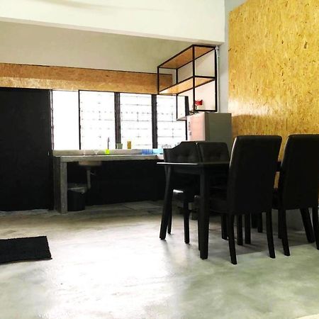 Panda Homestay Seremban Extérieur photo